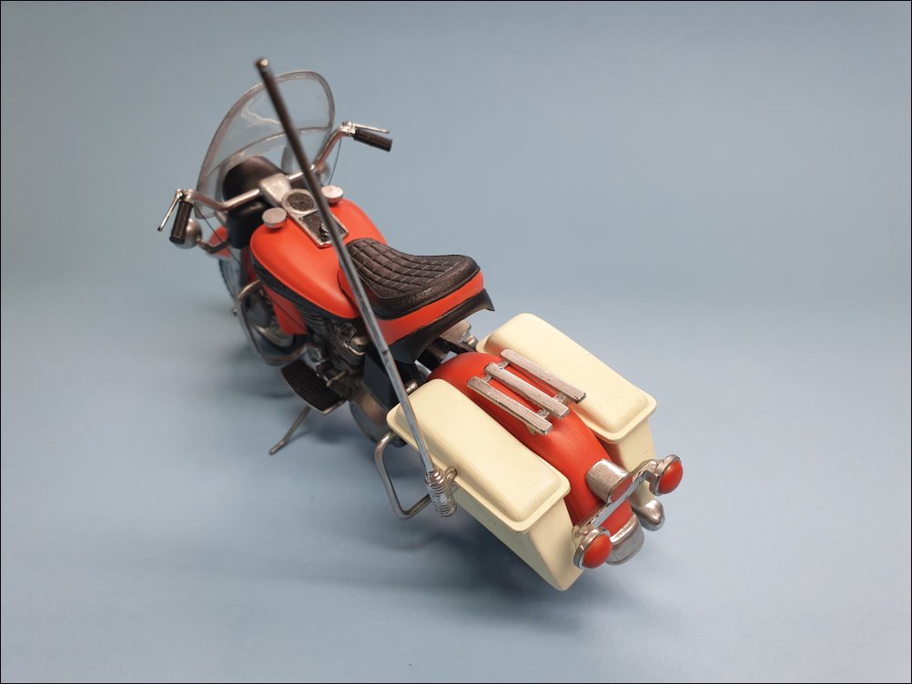 Pyro_16_Harley_Davidson_Electra_Glide_2026_SM_GB_051.jpg