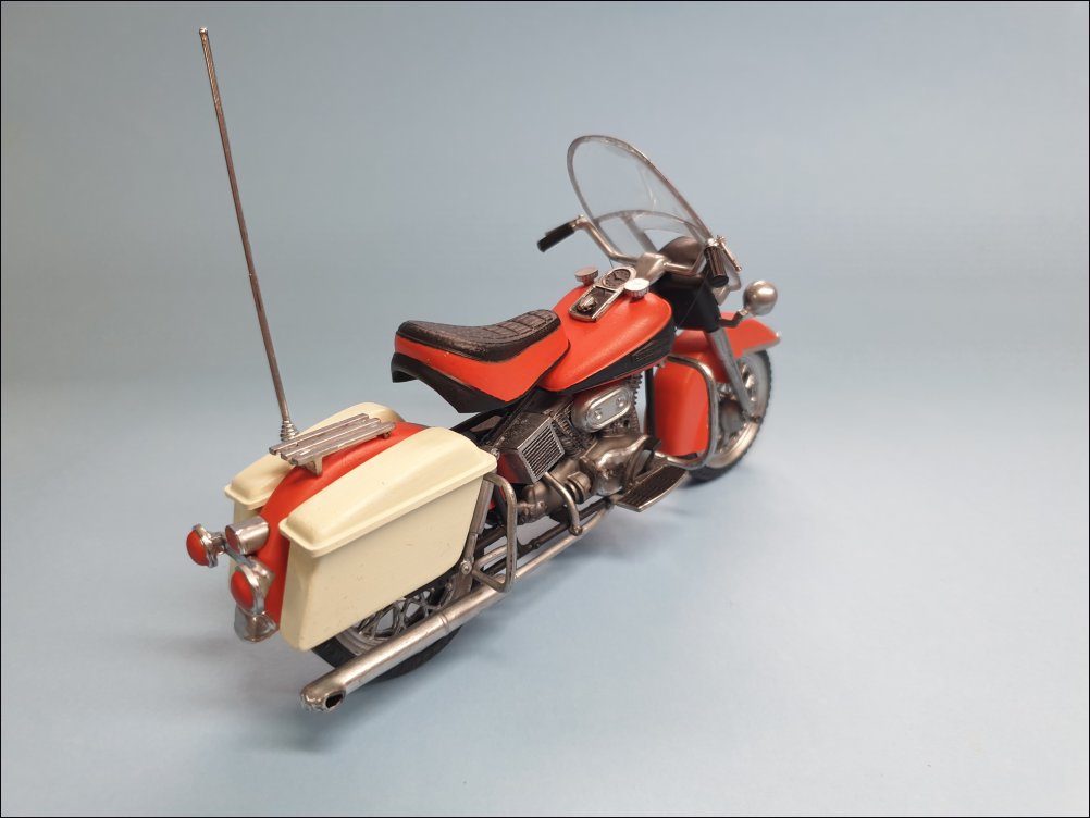 Pyro_16_Harley_Davidson_Electra_Glide_2026_SM_GB_052.jpg