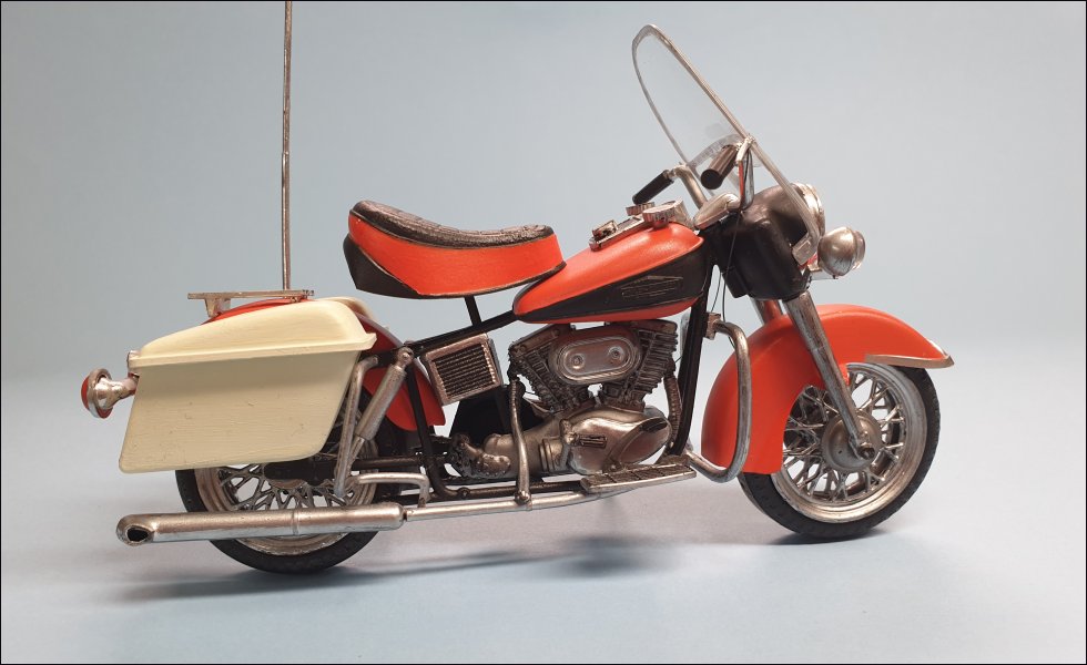 Pyro_16_Harley_Davidson_Electra_Glide_2026_SM_GB_053.jpg